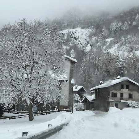 Appartamento Maison Blanche Ла Сале Екстериор снимка
